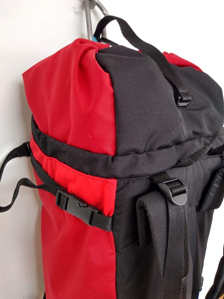 Detalhe-telescópio-e-fechamento-rolltop